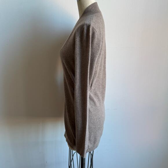 BRUNELLO CUCINELLI for Bergdorf Goodman Oatmeal Cashmere Cardigan - Picture 4 of 9